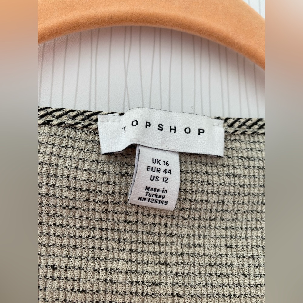 Topshop Square Neck Crop Top - Picture 5 of 6